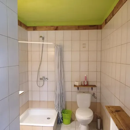 Wilcze Schronisko Hostel