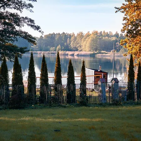 Wilcze Schronisko Hostel Czerniki