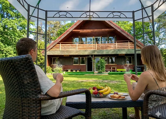 Wilcze Schronisko Hostel Czerniki